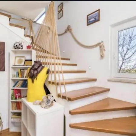 アパート Relax Kavran